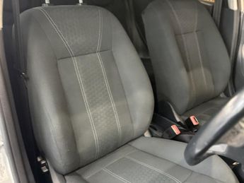 FORD FIESTA 1.4 Titanium
