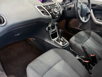 FORD FIESTA 1.4 Titanium