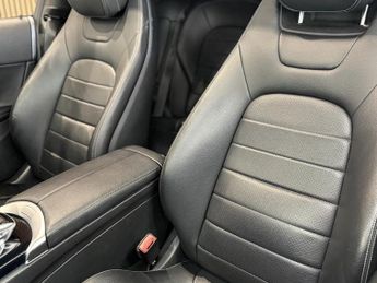 MERCEDES-BENZ C CLASS 2.1 C220d AMG Line
