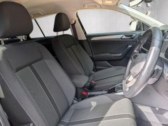VOLKSWAGEN T-ROC 1.5 TSI Match DSG Euro 6 (s/s) 5dr