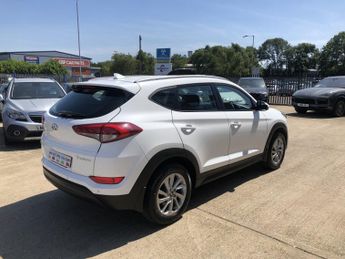 HYUNDAI TUCSON 1.7 TUCSON SE NAV 1.7 D 116PS BD +FSS