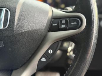 HONDA CIVIC 1.8 i-VTEC ES i-Shift 5dr
