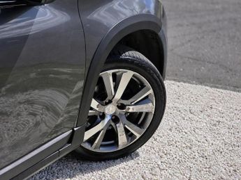 PEUGEOT 2008 1.6 BlueHDi Allure
