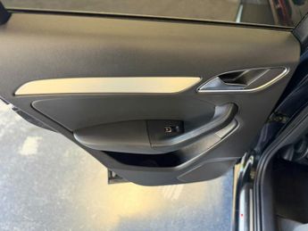 AUDI Q3 2.0 TFSI S line