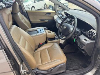 HONDA FR-V 1.8 i-VTEC EX