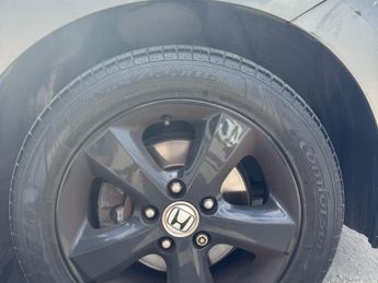 HONDA FR-V 1.8 i-VTEC EX
