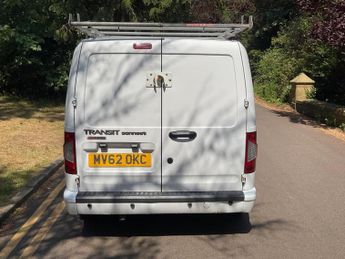 FORD TRANSIT CONNECT 1.8 TDCi T200 Trend L1 H1 4dr DPF