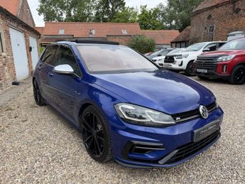 VOLKSWAGEN GOLF 2.0 TSI R