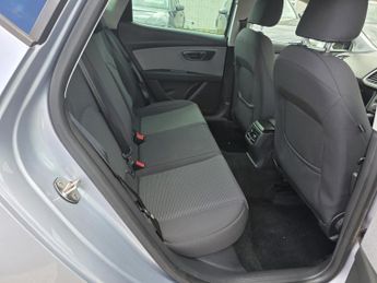 SEAT LEON 1.6 TDI SE Dynamic