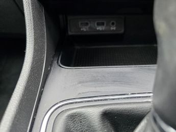 SEAT LEON 1.6 TDI SE Dynamic