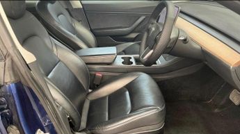 TESLA MODEL 3 (Dual Motor) Long Range Auto 4WDE 4dr