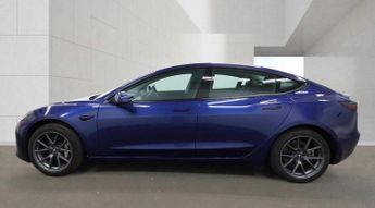 TESLA MODEL 3 (Dual Motor) Long Range Auto 4WDE 4dr