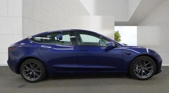 TESLA MODEL 3 (Dual Motor) Long Range Auto 4WDE 4dr