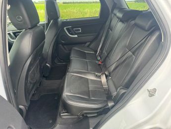 LAND ROVER DISCOVERY SPORT 2.0 TD4 HSE Black