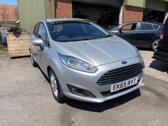 FORD FIESTA 1.0 T EcoBoost Zetec