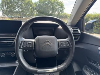 CITROEN E-C4 e-C4 Shine Plus 100 kW Battery Electric Vehicle
