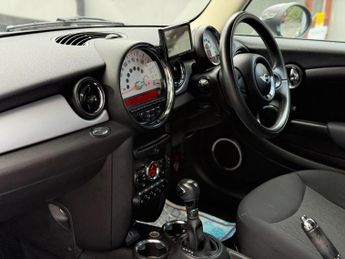 MINI HATCH 1.6 Cooper Hatchback 3dr Petrol Steptronic Euro 5 (122 ps)