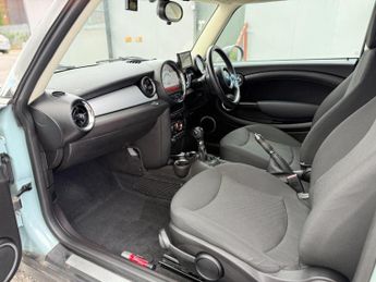 MINI HATCH 1.6 Cooper Hatchback 3dr Petrol Steptronic Euro 5 (122 ps)