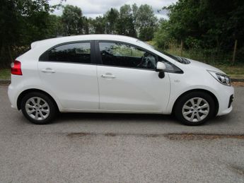KIA RIO 1.3 1 - 13 Services - Great little car - 35 Road tax