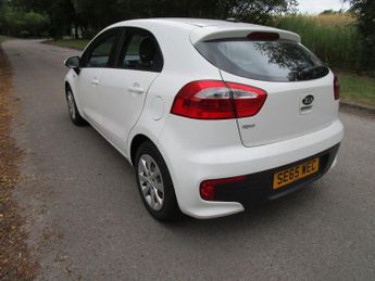 KIA RIO 1.3 1 - 13 Services - Great little car - 35 Road tax
