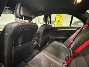 MERCEDES-BENZ C CLASS 2.1 C220 CDI BlueEfficiency AMG Sport Plus