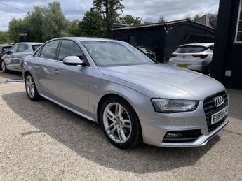 AUDI A4 2.0 TDI S line