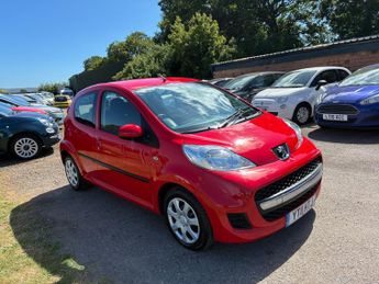 PEUGEOT 107 1.0 12V Urban