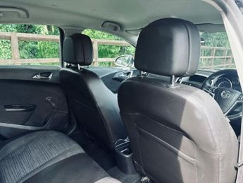 VAUXHALL ASTRA 1.4 16v Excite Petrol