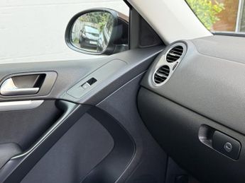 VOLKSWAGEN TIGUAN 2.0 TDI BlueMotion Tech Match Edition