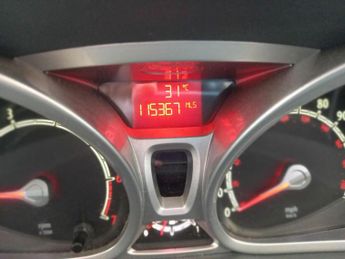 FORD FIESTA 1.4 Titanium 5dr