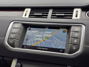 LAND ROVER RANGE ROVER EVOQUE 2.0 TD4 SE
