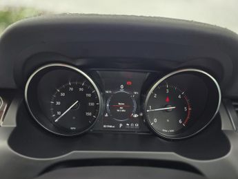 LAND ROVER RANGE ROVER EVOQUE 2.0 TD4 SE