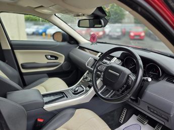 LAND ROVER RANGE ROVER EVOQUE 2.0 TD4 SE