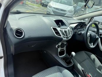 FORD FIESTA 1.25 Zetec 5dr