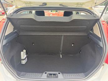 FORD FIESTA 1.25 Zetec 5dr