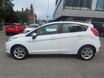 FORD FIESTA 1.25 Zetec 5dr