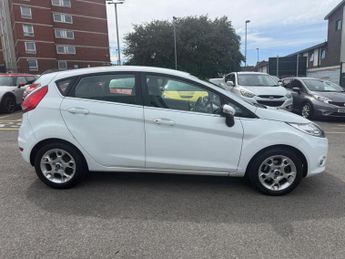 FORD FIESTA 1.25 Zetec 5dr