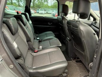 RENAULT GRAND SCENIC 1.5 dCi Dynamique Nav Euro 6 (s/s) 5dr