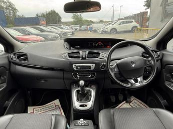 RENAULT GRAND SCENIC 1.5 dCi Dynamique Nav Euro 6 (s/s) 5dr