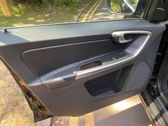 VOLVO XC60 2.0 D4 SE Lux Nav Auto Euro 6 (s/s) 5dr