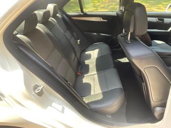 MERCEDES-BENZ C CLASS 2.1 C220d Sport (Premium) G-Tronic+ Euro 6 (s/s) 4dr