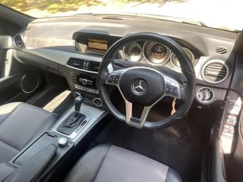 MERCEDES-BENZ C CLASS 2.1 C220d Sport (Premium) G-Tronic+ Euro 6 (s/s) 4dr