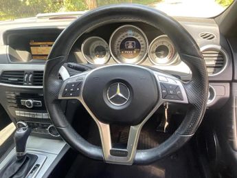 MERCEDES-BENZ C CLASS 2.1 C220d Sport (Premium) G-Tronic+ Euro 6 (s/s) 4dr