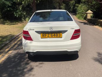 MERCEDES-BENZ C CLASS 2.1 C220d Sport (Premium) G-Tronic+ Euro 6 (s/s) 4dr