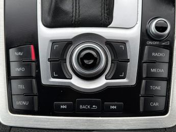 AUDI Q7 3.0 TDI V6 S line Plus