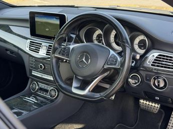 MERCEDES-BENZ CLS 2.1 CLS220d AMG Line