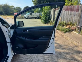 NISSAN LEAF 30kWh Tekna