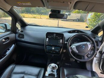 NISSAN LEAF 30kWh Tekna