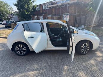 NISSAN LEAF 30kWh Tekna