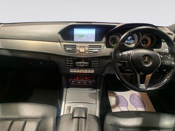 MERCEDES-BENZ E CLASS 2.1 E220 BlueTEC SE